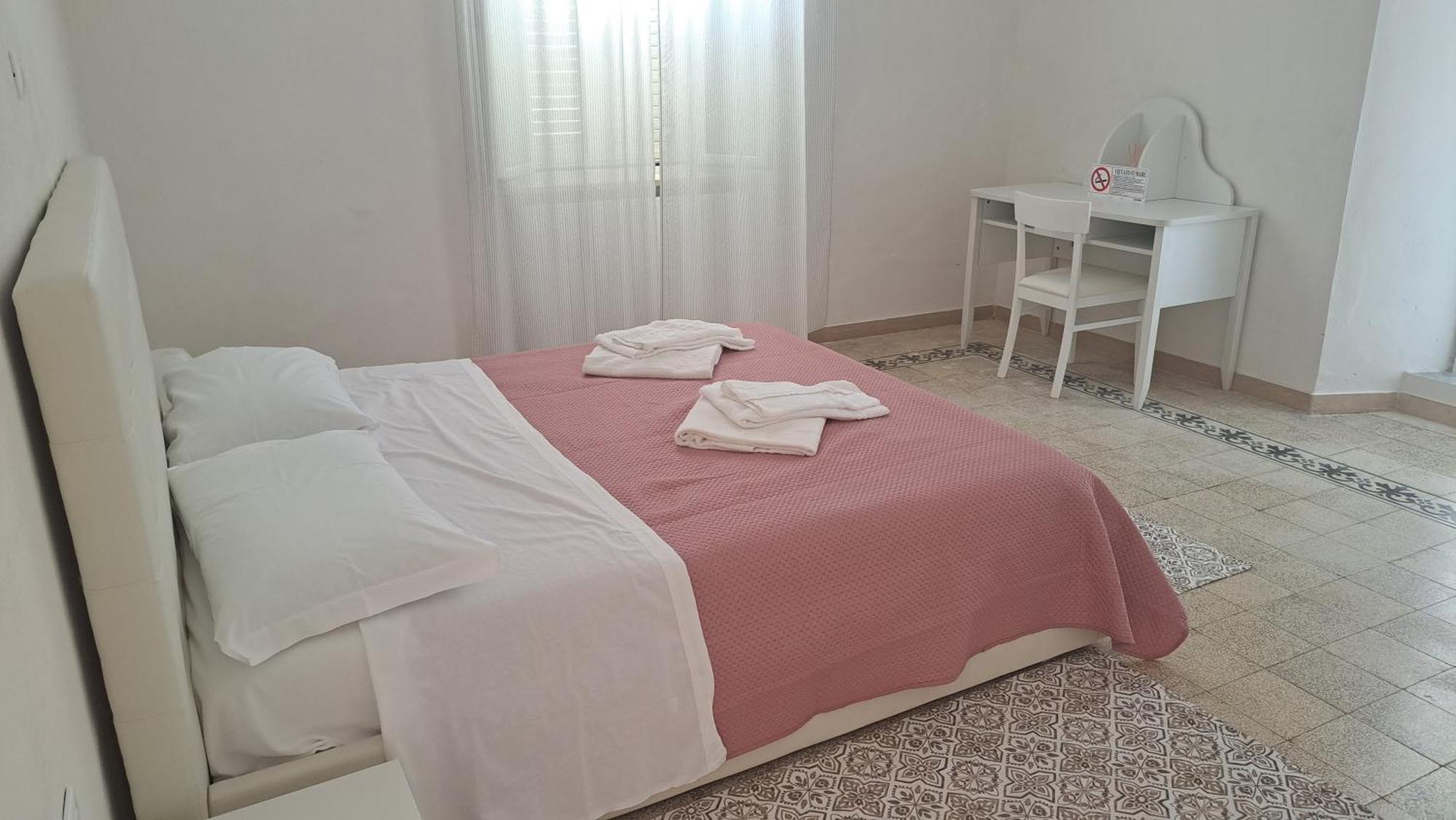 B & B Le Tre Rose Tollo ภายนอก รูปภาพ