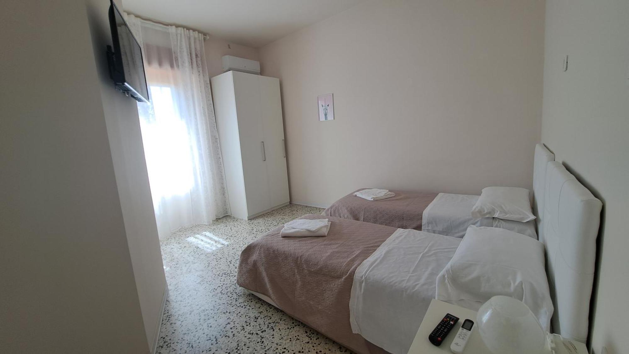 B & B Le Tre Rose Tollo ภายนอก รูปภาพ